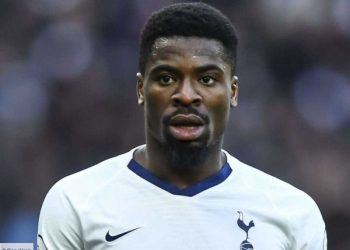 Tottenham : Aurier aurait dit oui au Milan