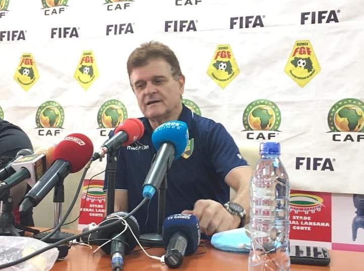 Journées FIFA : le Sélectionneur du Syli national Didier Six publie une liste de 23 joueurs