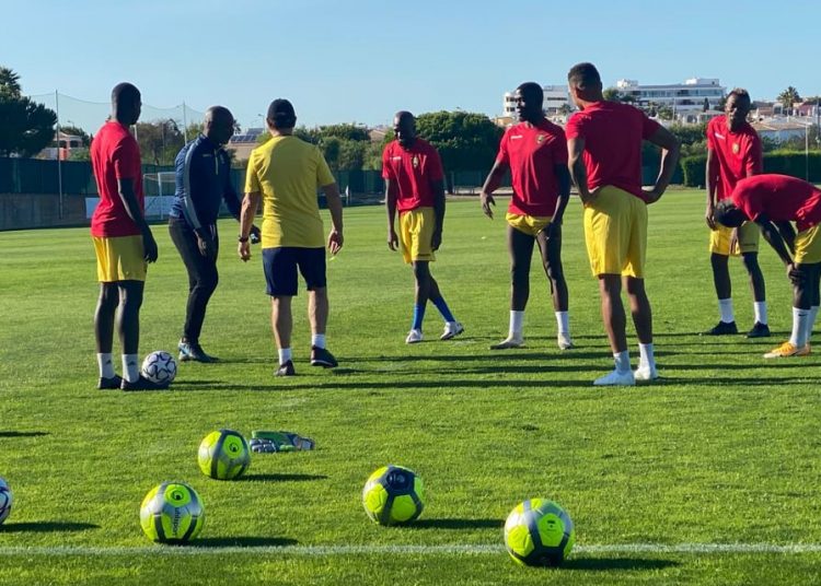 SYLI NATIONAL DE GUINÉE : AU TOTAL 17 JOUEURS SONT ACTUELLEMENT À FARO, QUATRE AUTRES ATTENDUS