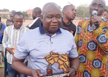 Football Kindia/ Finale du tournoi inter-district Moussa Campos Soumah recompensé