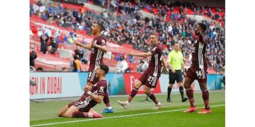 Ang. (Cpe) : Leicester remporte le trophée !