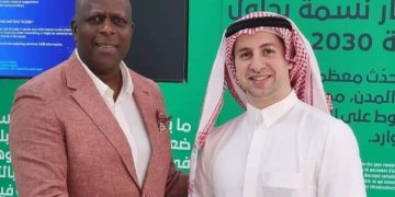 Aboubacar Titi Camara mobilise la BID pour un dépôt de carburant moderne à Moribaya : une lueur d’espoir pour la Guinée